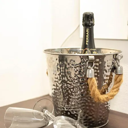 Small Luxury 4* Nápoles