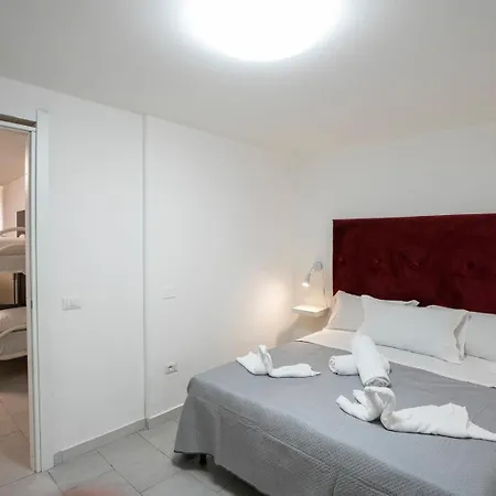 Small Luxury 4*