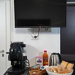Nocleg ze śniadaniem Small Luxury Neapol