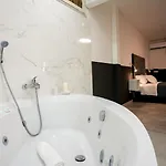 Small Luxury Nocleg ze śniadaniem Neapol