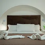 Small Luxury 4*