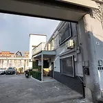 Small Luxury Nocleg ze śniadaniem 4*
